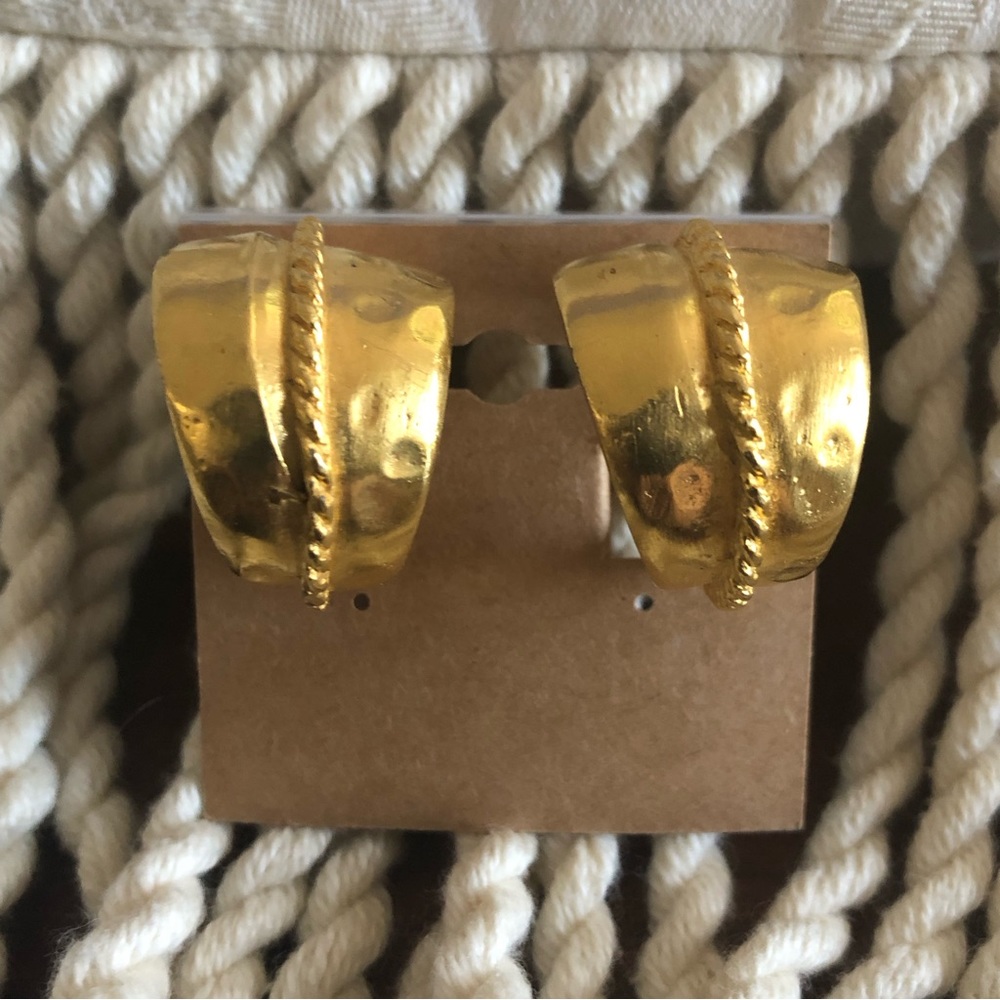 Vintage 70s-80s Kenneth Jay Lane matte gold wide hoop clip on earrings